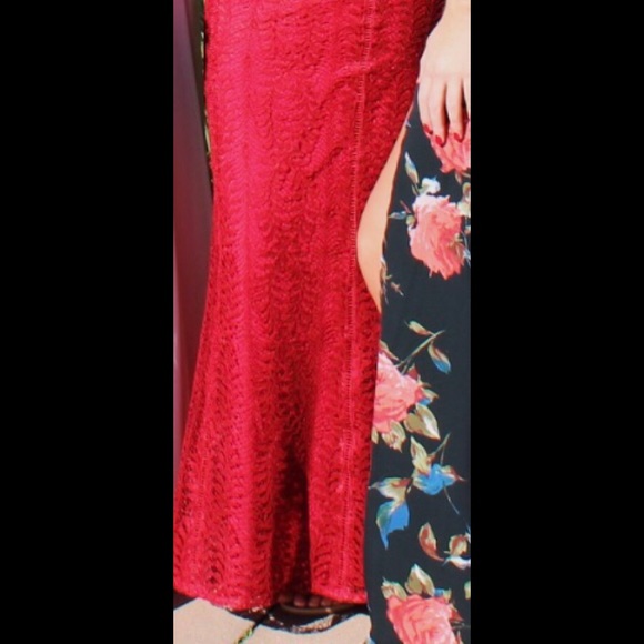 Women’s Dress - Picture 13 of 15